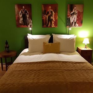 Kamer met een King Size Bed